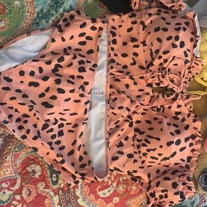 Plus size pink/salmon swimsuit